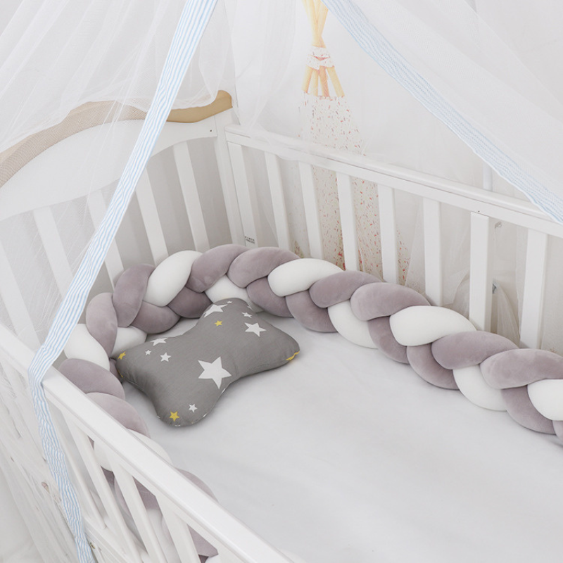 Plait bumper online for cot